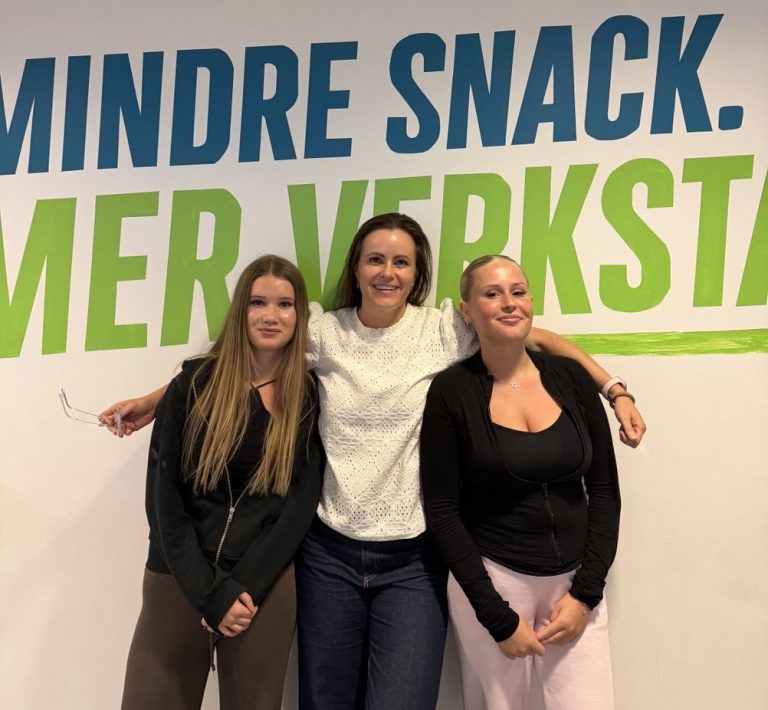 Linda Jörlöv tillsammans med Hanna Olsson och Alicia Jensen.